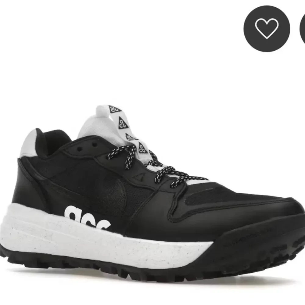 Nike ACG Lowcate Black White Size 7 Gorpcore, Adventure, Traction, Outdoor, Hike